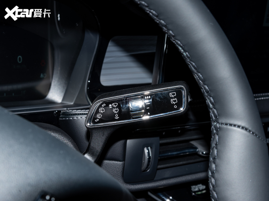 2022ðU(xin) 2.0T (q)𐂰