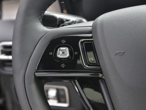 20222.0T (q) п؅^(q)