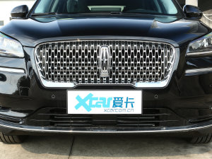 2022款改款 2.0T 两驱尊享版 中网