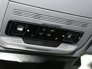 2022Ŀ 2.0T (q) п؅^(q)