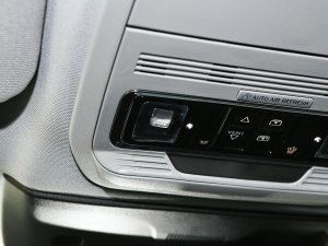 2022Ŀ 2.0T (q) п؅^(q)