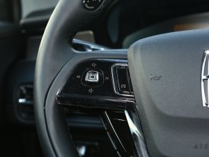 2022Ŀ 2.0T (q) п؅^(q)