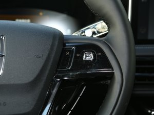 2022Ŀ 2.0T (q) п؅^(q)