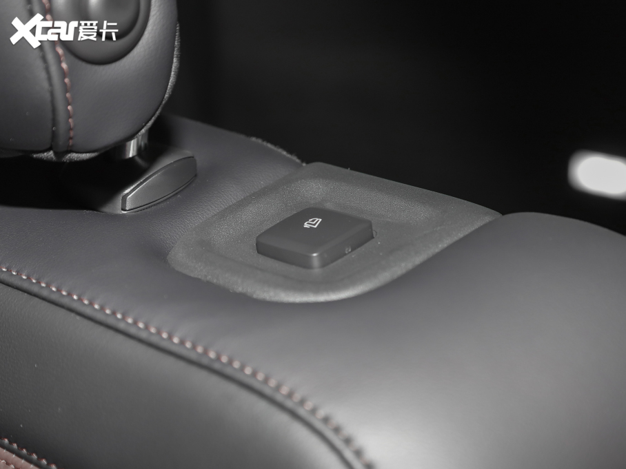 2021���w�м� 3.0T V6 ���(q��)MONO������