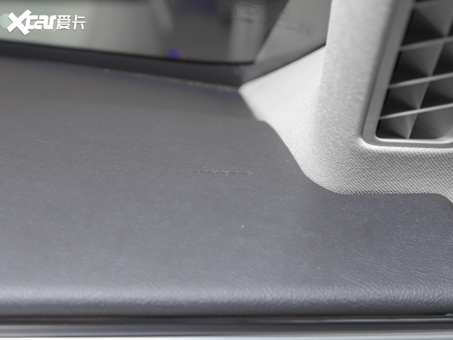 2021���w�м� 3.0T V6 ���(q��)MONO������