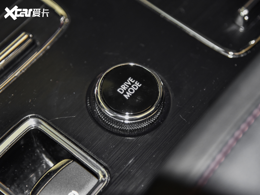 2021���w�м� 3.0T V6 ���(q��)������