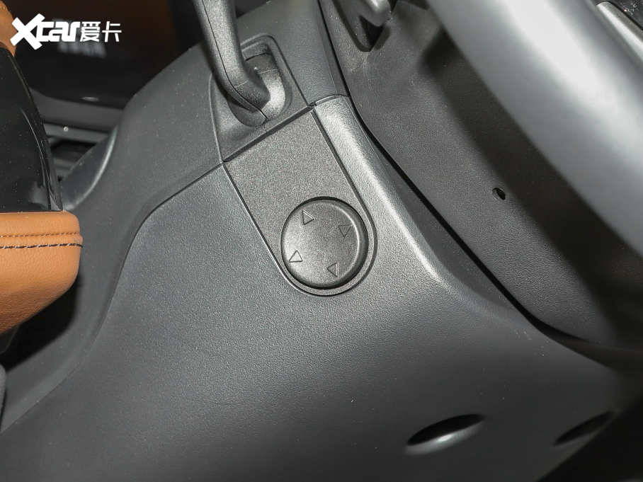 2021���w�м� 3.0T V6 ���������