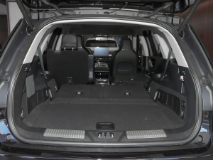 2021款3.0T V6 四驱MONO限量版 空间座椅