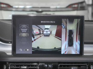 2021款3.0T V6 四驱MONO限量版 中控台显示屏