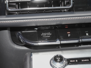 20213.0T V6 MONO п؅^