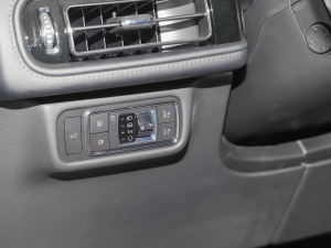 20213.0T V6 MONO п؅^