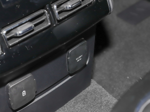 20213.0T V6 MONO п؅^