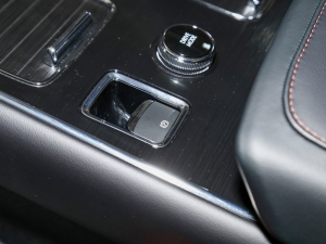 20213.0T V6 (q)Ű v܇Ƅ(dng)