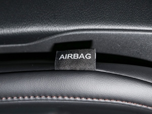 20213.0T V6 (q)Ű п؅^(q)