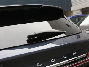 20222.7T (q)Ű (x)(ji)^