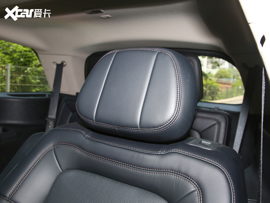 2022���w�м� 3.0T V6 ���������