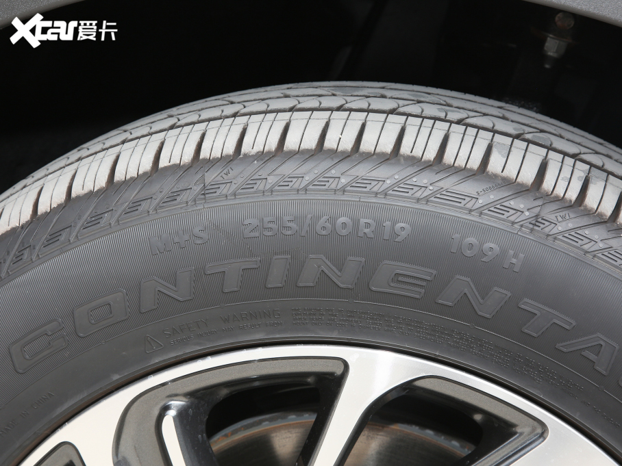 2022���w�м� 3.0T V6 ���(q��)������