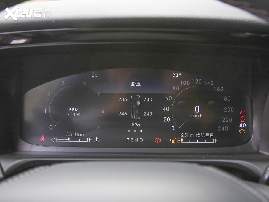 2022���w�м� 3.0T V6 ���������