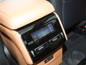 20223.0T V6 򌿂y п؅^