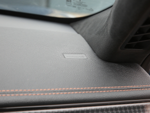 20223.0T V6 򌿂y п؅^