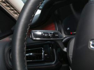 20223.0T V6 (q) п؅^(q)