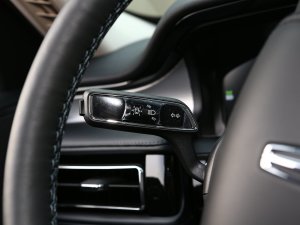 20223.0T V6 (q)Ű п؅^(q)