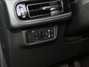 20223.0T V6 (q)Ű п؅^(q)