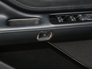 20223.0T V6 (q)Ű п؅^(q)