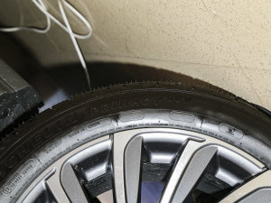 20232.0T (q)Ű (x)(ji)^