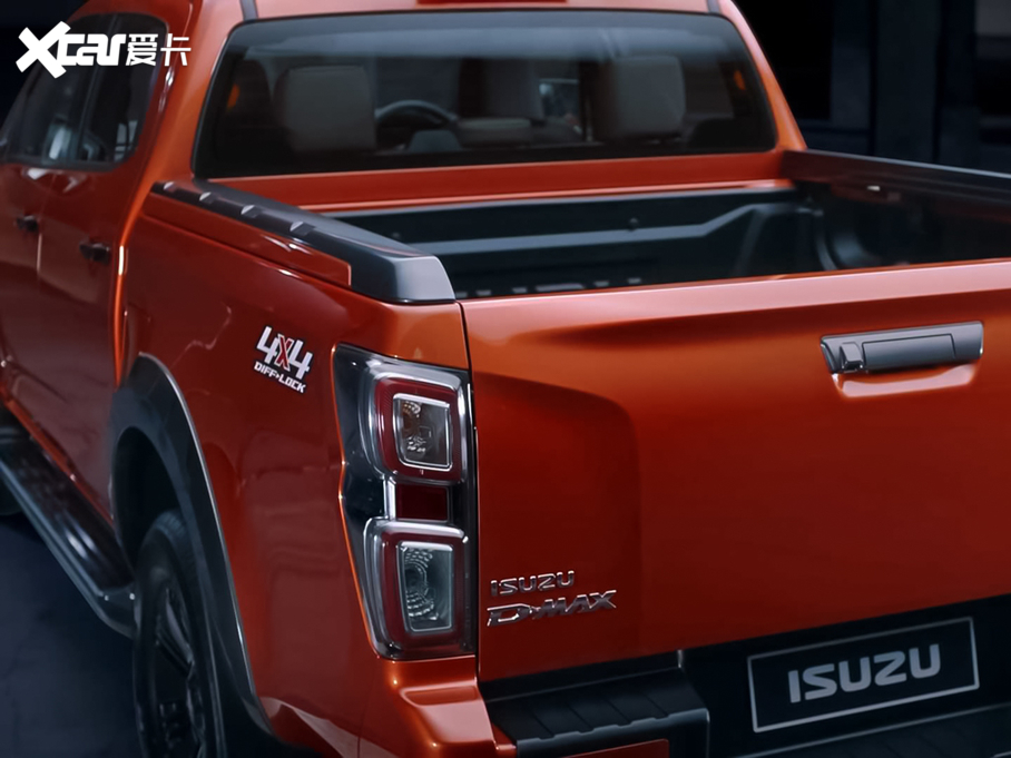2020D-MAX() 