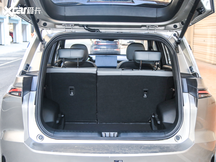 2022τZ03  510km 135kW