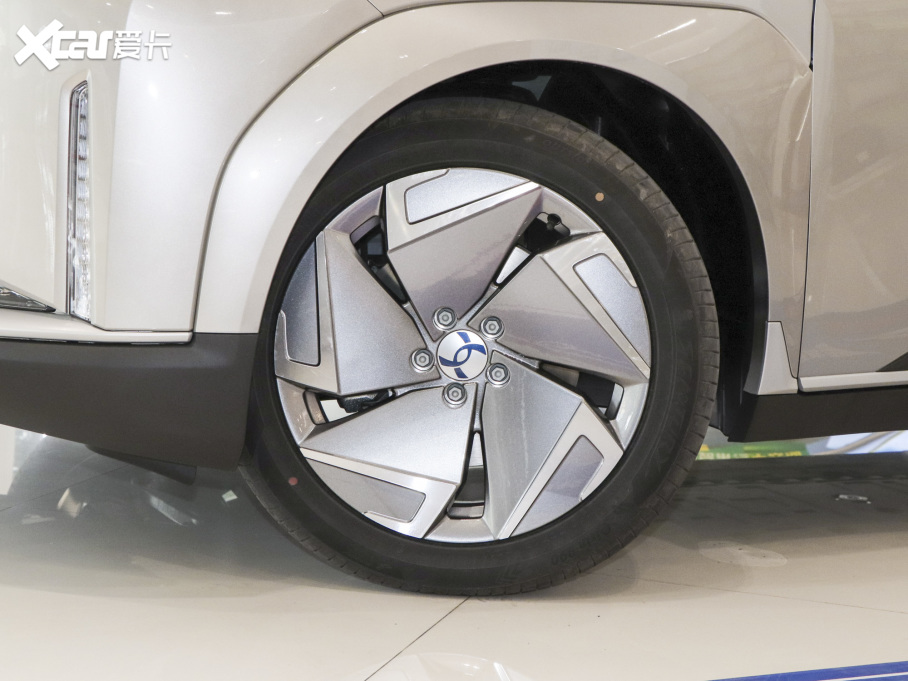 2022τZ03  620km 160kW