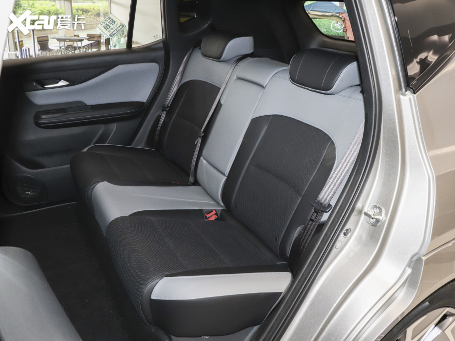 2022τ(chung)Z03  620km 160kW