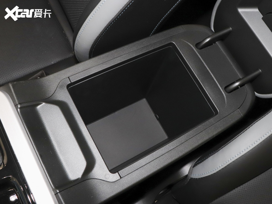 2022τ(chung)Z03  620km 160kW