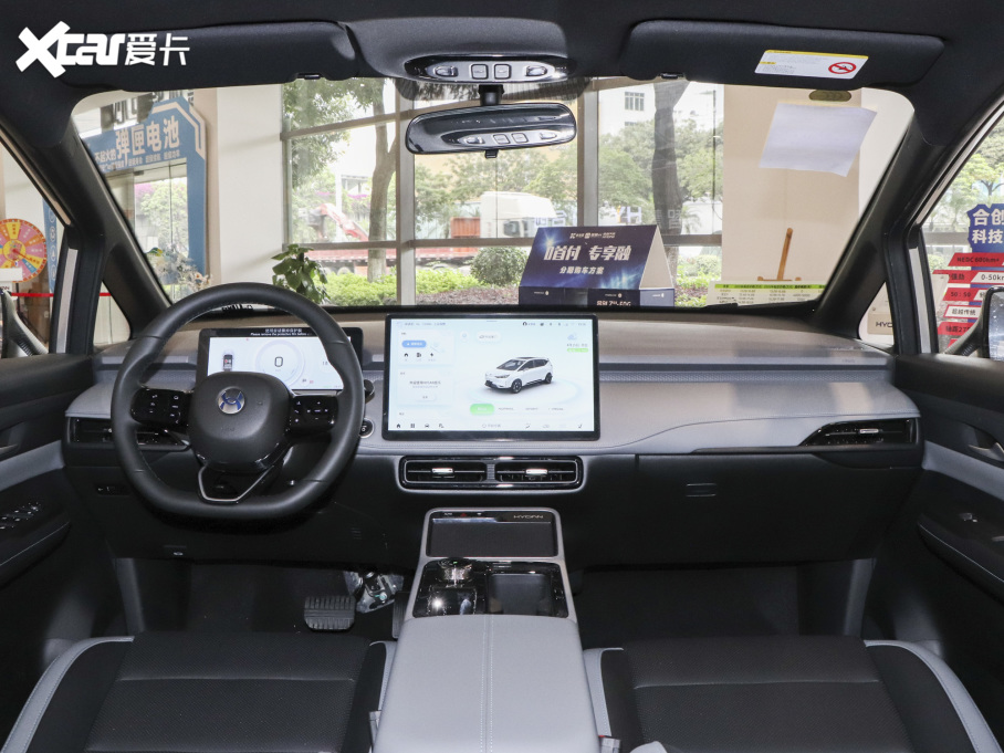 2022��τ�Z03 ����� 620km 160kW