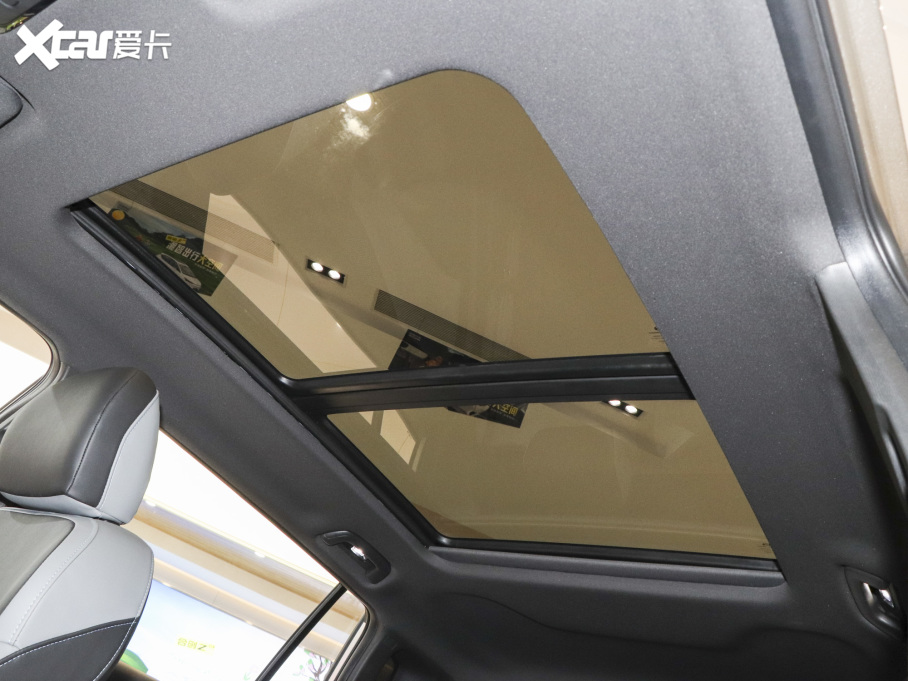 2022τ(chung)Z03  620km 160kW