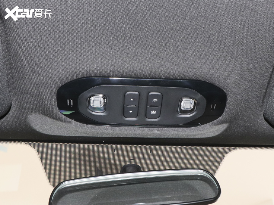 2022��τ�(chu��ng)Z03 ����� 620km 160kW