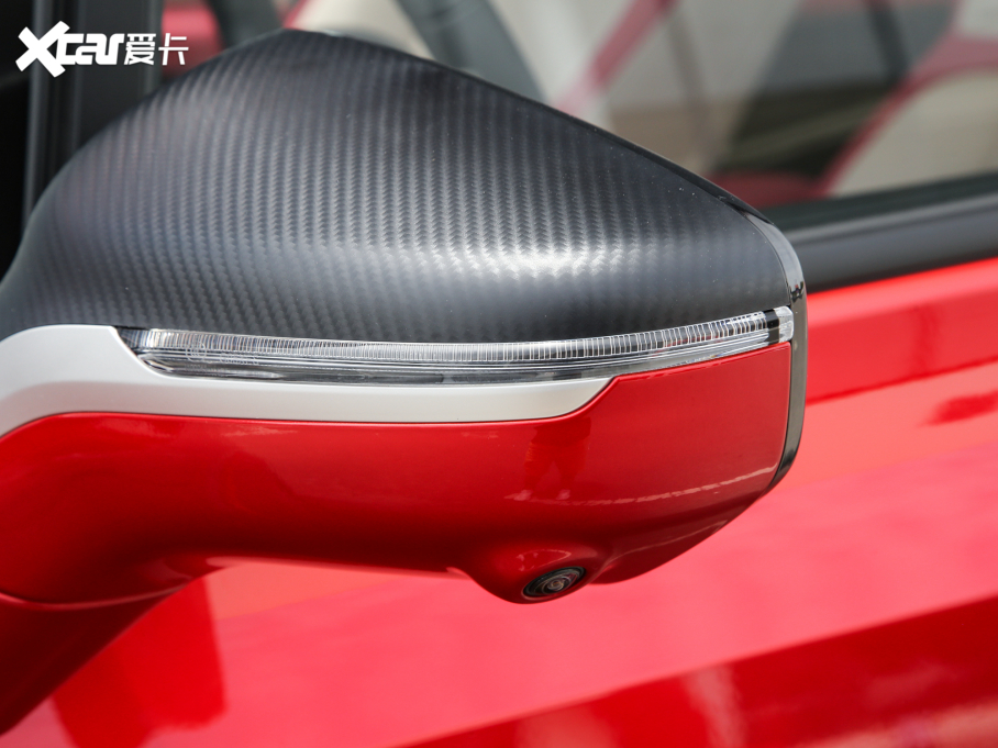 2022��τ�Z03 ���ǰ� 510km 135kW