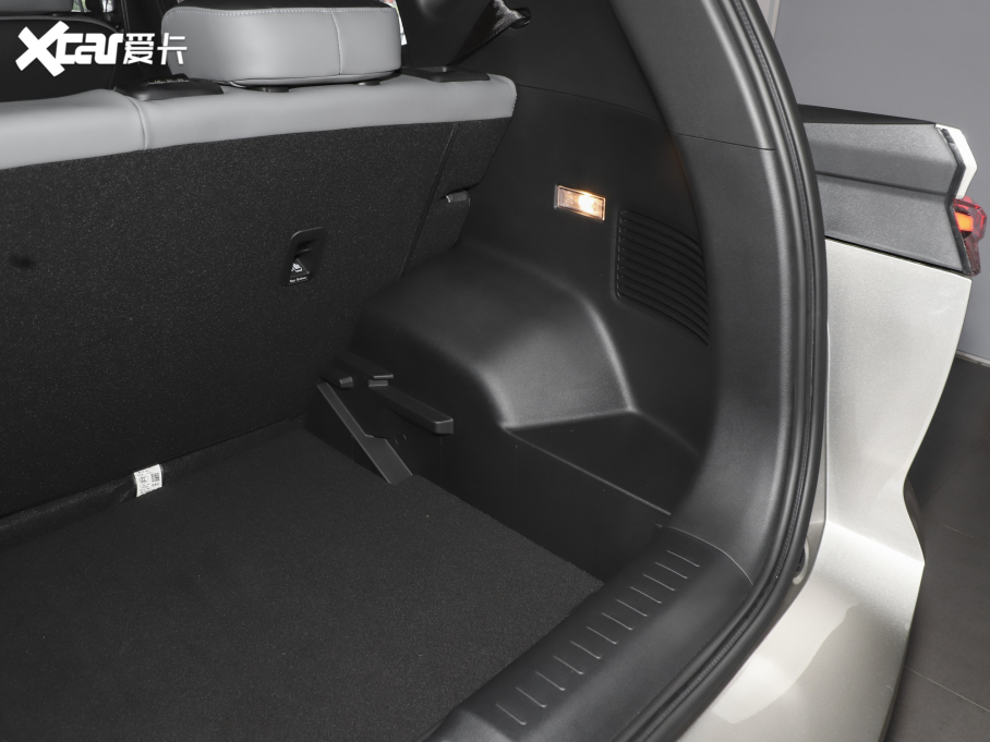 2022τ(chung)Z03  510km 135kW