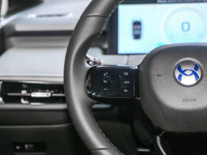 2022 510km 135kW п؅^