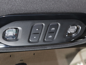 2022 620km 160kW п؅^