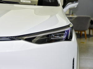 2022 430km 135kw ^