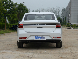 2020款1.5L 手动智耀精英型 正后	