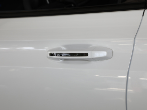 2019款1.5T CVT 24小时在线豪华型 5座 细节外观