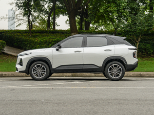 2020款1.5T CVT智能精英型 正侧（左）