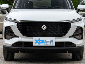 2020款1.5T CVT智能精英型 中网