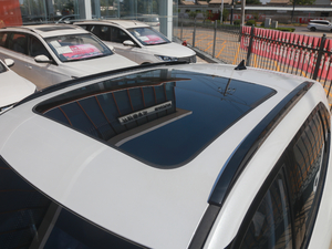 2020款1.5T CVT智能豪华型 车顶