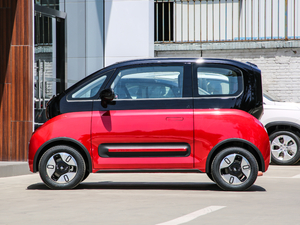 2020款Plus 基本型 正侧（左）