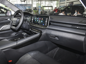 2020款1.5T CVT智耀豪华型 中控区