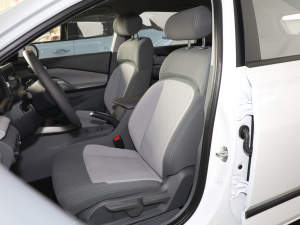 2020款1.5L 手动智耀精英型 主驾驶座椅
